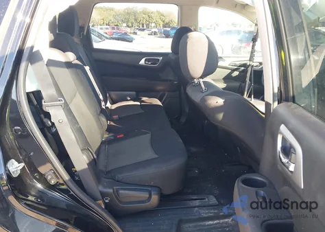 2017 Nissan Pathfinder S z USA, uszkodzony, nr VIN 5N1DR2MN9HC604693